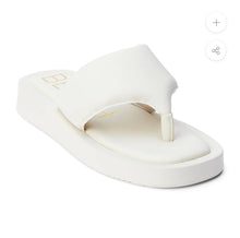 Load image into Gallery viewer, Izzie Thong Sandal