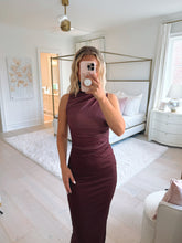 Load image into Gallery viewer, Burgundy Allure Maxi Dress