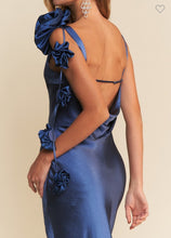 Load image into Gallery viewer, Flower Trim Cowl Back Maxi Dress