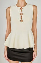 Load image into Gallery viewer, Ring Flare Knit Top