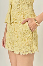 Load image into Gallery viewer, Floral Lace Shorts