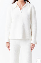 Load image into Gallery viewer, Textured Fuzzy Collared Sweater