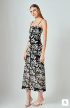 Load image into Gallery viewer, Crochet Embroidered Maxi Dress