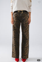 Load image into Gallery viewer, Carley Leopard Print Jeans