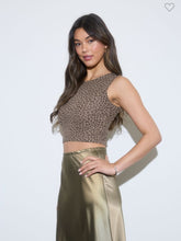 Load image into Gallery viewer, Leopard Print Cropped Knit Top