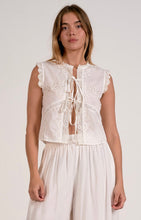Load image into Gallery viewer, Fleur de Lace Top