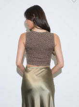 Load image into Gallery viewer, Leopard Print Cropped Knit Top