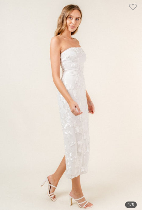 White 3D Floral Strapless Dress