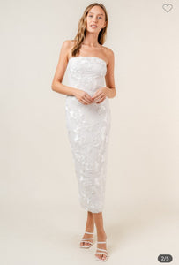 White 3D Floral Strapless Dress