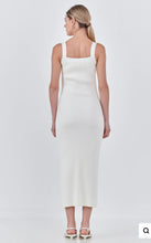 Load image into Gallery viewer, White Solid Knit Midi Dress