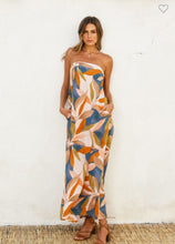 Load image into Gallery viewer, Destinations Strapless Tie Back Maxi Dress