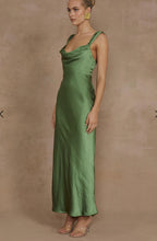 Load image into Gallery viewer, Havanna Midi Dress