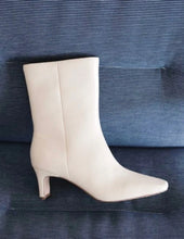 Load image into Gallery viewer, ADLER ANKLE BOOT