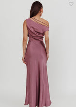 Load image into Gallery viewer, Grape Maci Maxi Dress