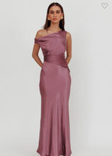 Load image into Gallery viewer, Grape Maci Maxi Dress