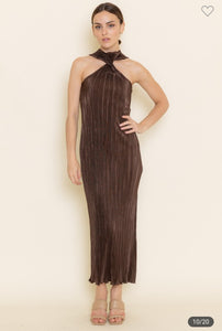 Brown Twist Neck Pliss Maxi Dress