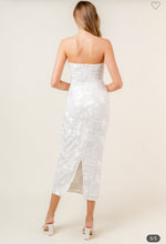Load image into Gallery viewer, White 3D Floral Strapless Dress