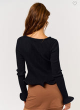 Load image into Gallery viewer, Long Sleeve Statement Top
