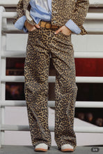 Load image into Gallery viewer, Carley Leopard Print Jeans