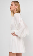 Load image into Gallery viewer, White Twist Drape Dress