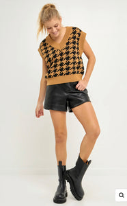 Houndstooth Sweater Vest