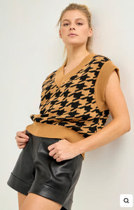 Houndstooth Sweater Vest