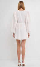 Load image into Gallery viewer, White Twist Drape Dress