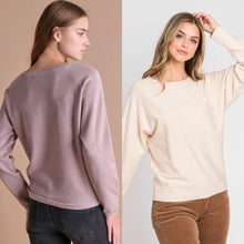 Load image into Gallery viewer, Classic Light Weight Sweater